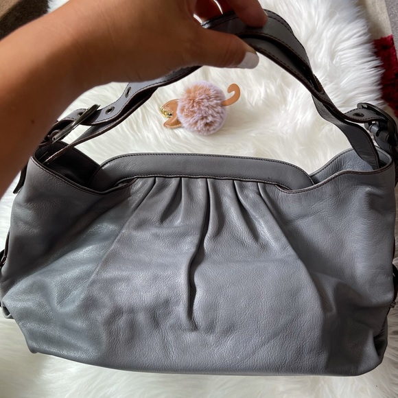 FENDI ALL LEATHER BAG - Picture 2 of 10